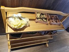 -阿婆情腊排骨火锅·野生菌季(古城旗舰店)