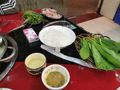 -老石黑山羊毛驴肉火锅(金凯广场店)