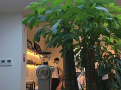 -Line 咖啡(石厦花园店)