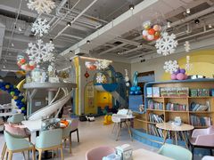 -KIDults童伴儿亲子餐厅(达美中心广场店)