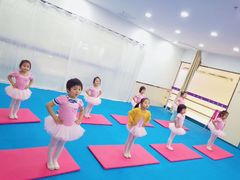 -小芳舞蹈团·少儿舞蹈·中国舞(龙江校区)
