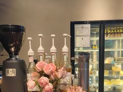 -J Create城市露营咖啡·简餐·宠物(上海动物园店)