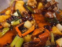 -七欣天香辣蟹火锅(闵行浦江欢乐颂店)