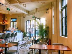 -Fridi Patisserie Cafe