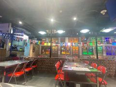 -马路牙子烧烤音乐酒馆(望京店)