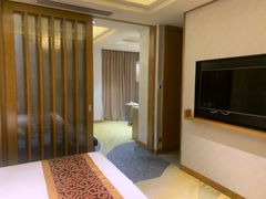 -台山颐和温泉城