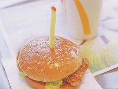 双层麦香鸡汉堡-麦当劳(临顿路店)