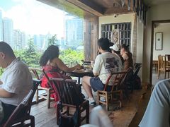 -包整·丝娃娃(甲秀楼景观店)