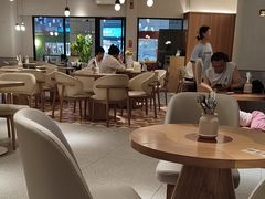 -必胜客(阿罗海店)