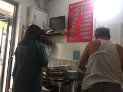 素韭菜馅饼-老方子馅饼粥(台东店)