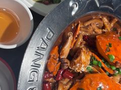 -胖哥俩肉蟹煲(湖滨银泰in77店)