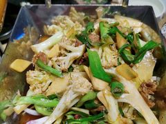 -川堂风·跷脚牛肉·乐山爆炒(宝山日月光店)