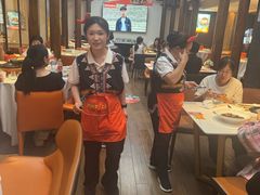 -阿瓦山寨·湘菜现炒·剁椒鱼头王(咸阳总店)