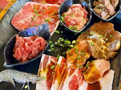 牛五花-金刚山黑牛炭火自助烤肉(西大望路店)