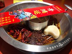 成都老妈蹄花鸳鸯锅-谭鸭血老火锅(龙湖宝山天街店)