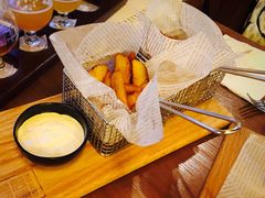 炸鱼薯角-麦落精酿啤酒餐吧(先农大院店)