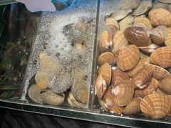 -雍容荟帝王蟹活龙虾展台自助(IFS黑金店)