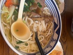 -鑫花溪牛肉米粉(印象水街都心荟店)