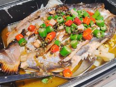 -令狐冲·炭烤活鱼(宝龙店)