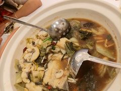 -龙悦湾酒家·八阵鱼生·渔人码头店