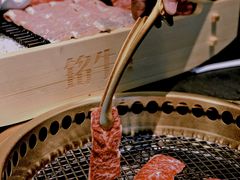-铭牛烧肉·和牛海鲜自助(高新月牙湖店)
