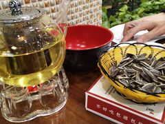 -川流不息·地道川菜·小龙虾(松东路店)