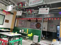 -晓彭肥肠鸡·泡椒鸡火锅(水木天地店)
