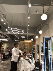 点击看大图 -容萨美业·美容美发