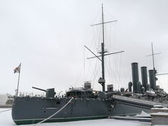 -阿芙乐尔号巡洋舰