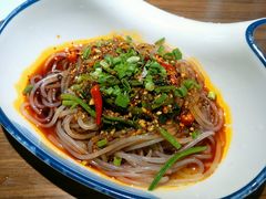 -有红鸡毛店·川菜(建设路店)