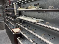 -MUJOSH木九十眼镜(月星环球港B1店)