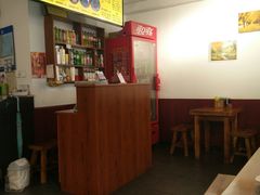 -丽虹云南过桥米线(兴工街店)