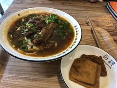 -每碗面馆(新鸿安大厦店)