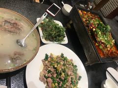 -万重锦·人文川菜馆(骡马市店)