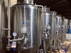 -40+精酿啤酒俱乐部(国投财富广场店)