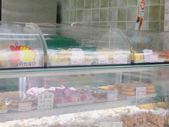 面包甜点陈列柜-闻酥园(大慈寺店)