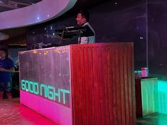 -FINNS Beach Club