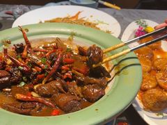 -老周家酱卤猪蹄私房菜(克拉玛依西街店)