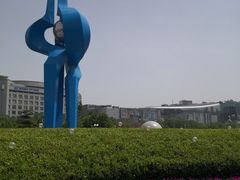 -泉城广场