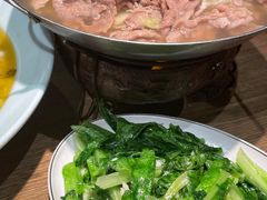 -肖四女乐山跷脚牛肉(滨江天街店)