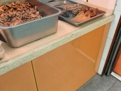 -谢记素红大肠店(新民路店)