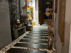 -泰·菩提树下[泰式按摩x精油SPAx肩颈头疗](新景店)