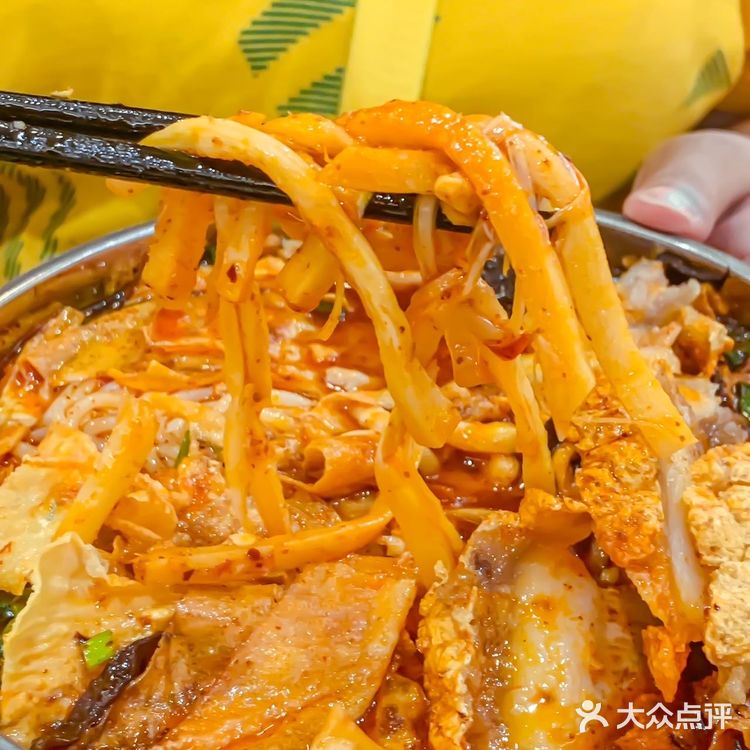 周成芝螺蛳粉居然空降龙洞⁉️下班冲冲冲~