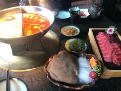 -湊湊火锅·茶憩(新中关购物中心店)