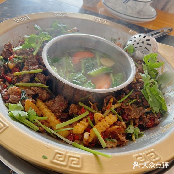 黔犇犇贵州黄牛肉火锅