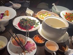 -西郊八号·山野江西菜(开发区店)