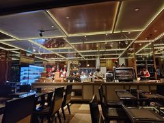 -大中华希尔顿酒店-念自助餐·嗨啤·小龙虾