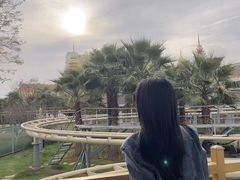 -七彩云南欢乐世界