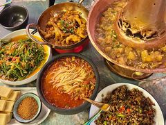 -浩海火燒雲傣家菜(芮欧百货店)