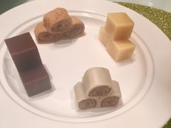 宫廷点心拼盘-羲和雅苑•北京烤鸭(陆家嘴中心店)